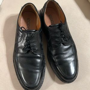 Ecco square tie black men’s dress shoes. Great condition size 45. 11.5 USA
